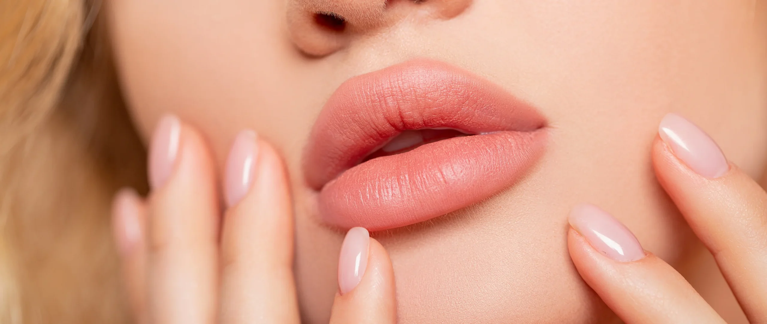 Peach Girl Makeup is Taking Over Summer