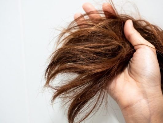 Signs of Damaged Hair
